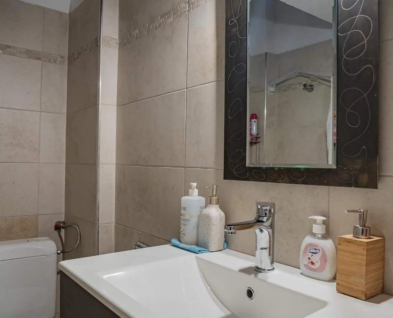 Feel Greek Hospitality #Θ004 Apartment Thessaloniki Greece